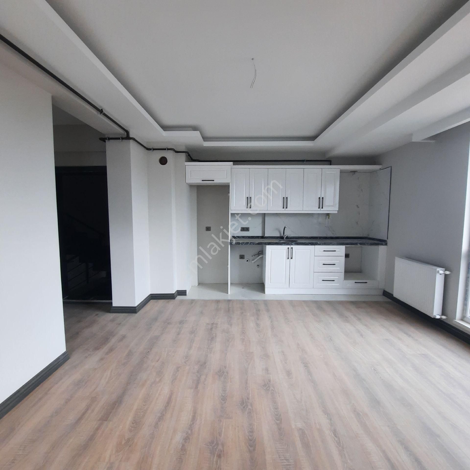 Atakum Körfez'de Tranvaya 50m Deniz Manzaralı 1+1 - Görsel 19