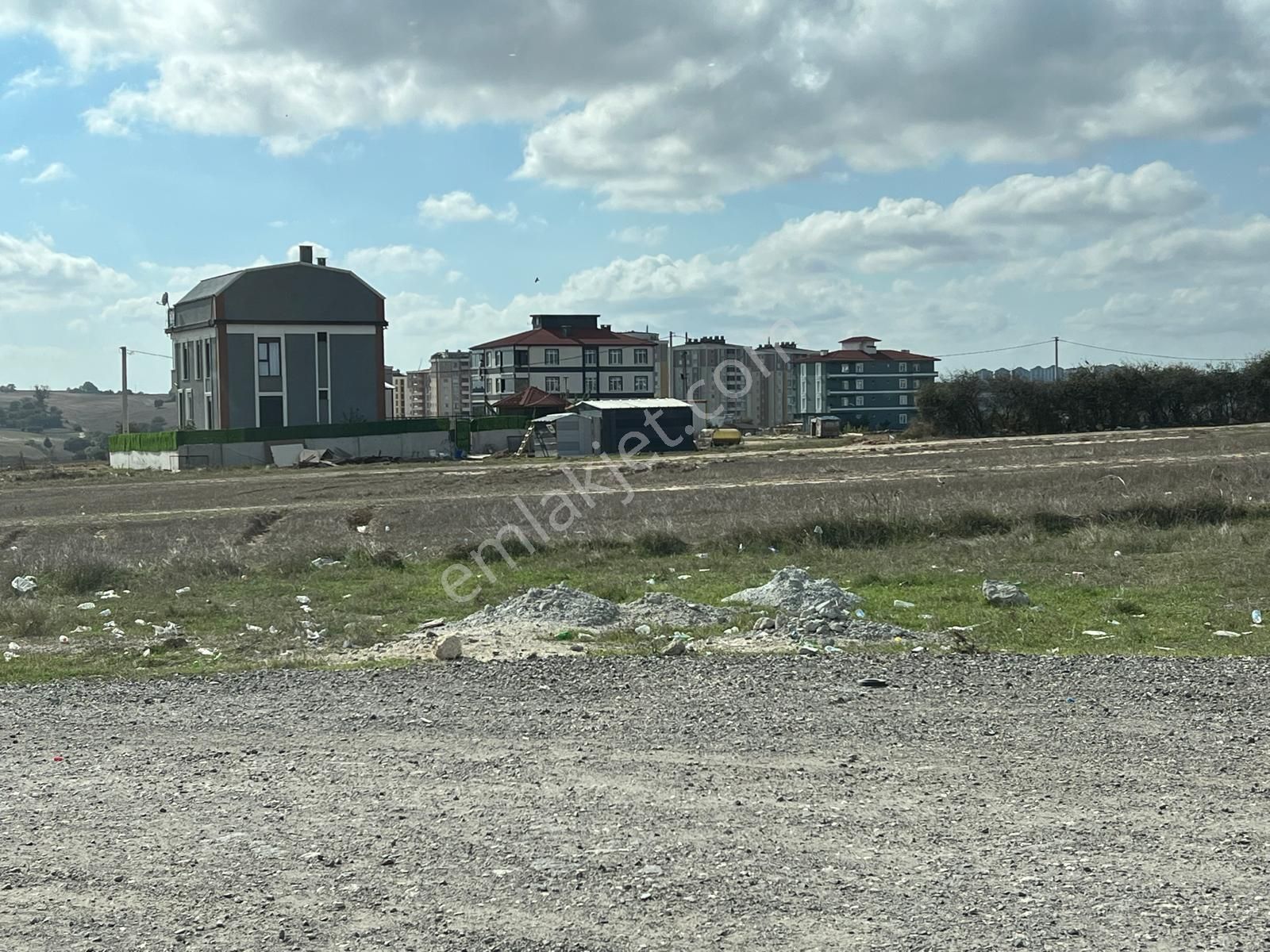 Akyüz Gayrimenkulden Kızılpınarda 511 Mt2 4 Kat İmarlı Arsa