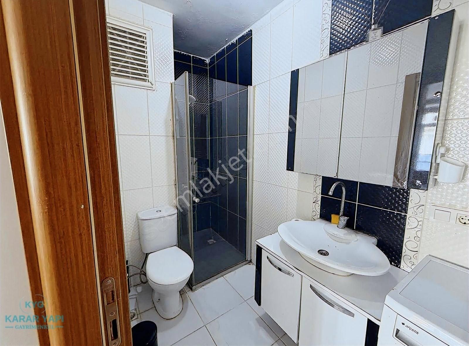 Metrobüse 1 Dakika Yürüme Mesafesinde Full Eşyalı 1+1 Daire