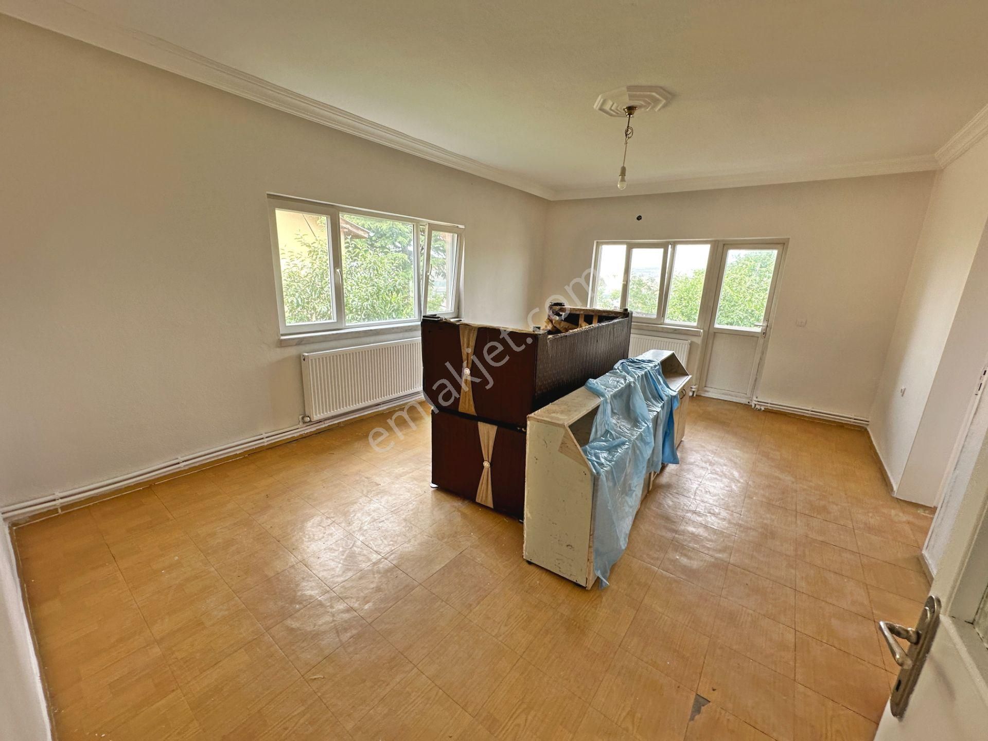 Hasanoğlan'da Muzaffer Ekşi Mahallesi İki Katlı Takasa Uygun Satılık Müstakil Ev - Görsel 20