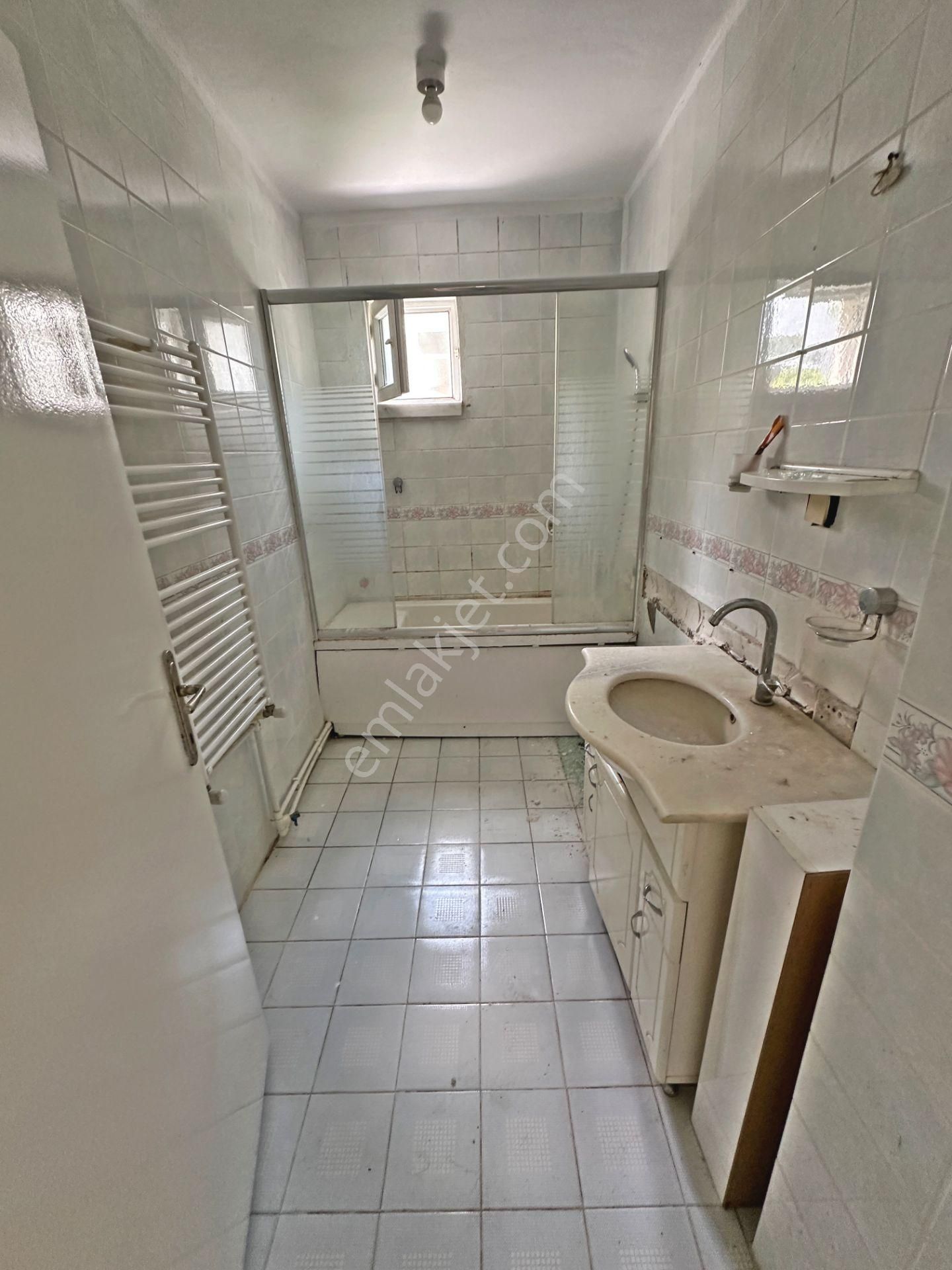 Hasanoğlan'da Muzaffer Ekşi Mahallesi İki Katlı Takasa Uygun Satılık Müstakil Ev - Görsel 30