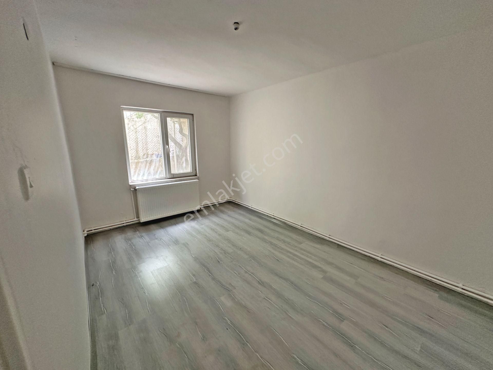 Hasanoğlan'da Muzaffer Ekşi Mahallesi İki Katlı Takasa Uygun Satılık Müstakil Ev - Görsel 13