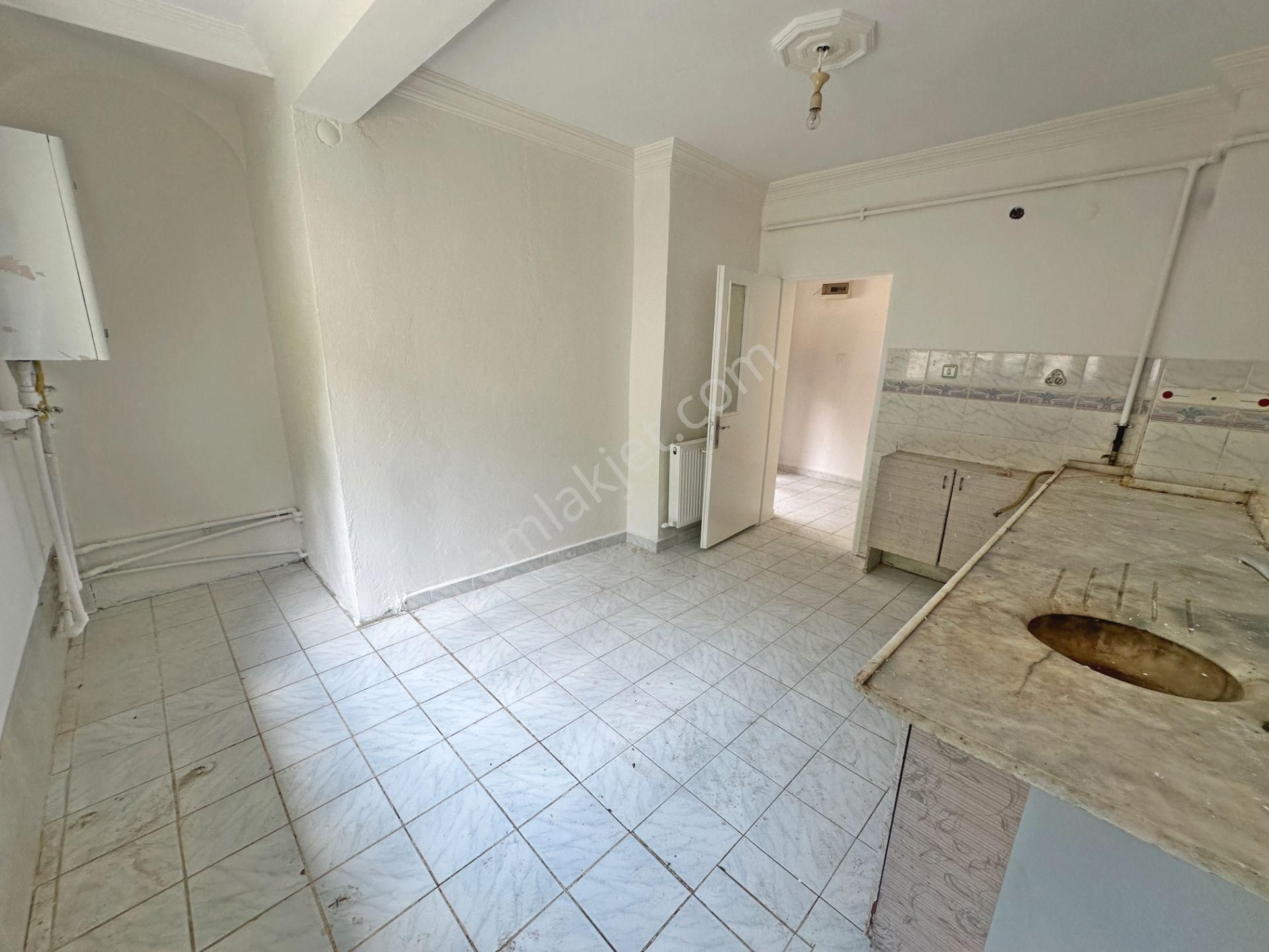 Hasanoğlan'da Muzaffer Ekşi Mahallesi İki Katlı Takasa Uygun Satılık Müstakil Ev - Görsel 18