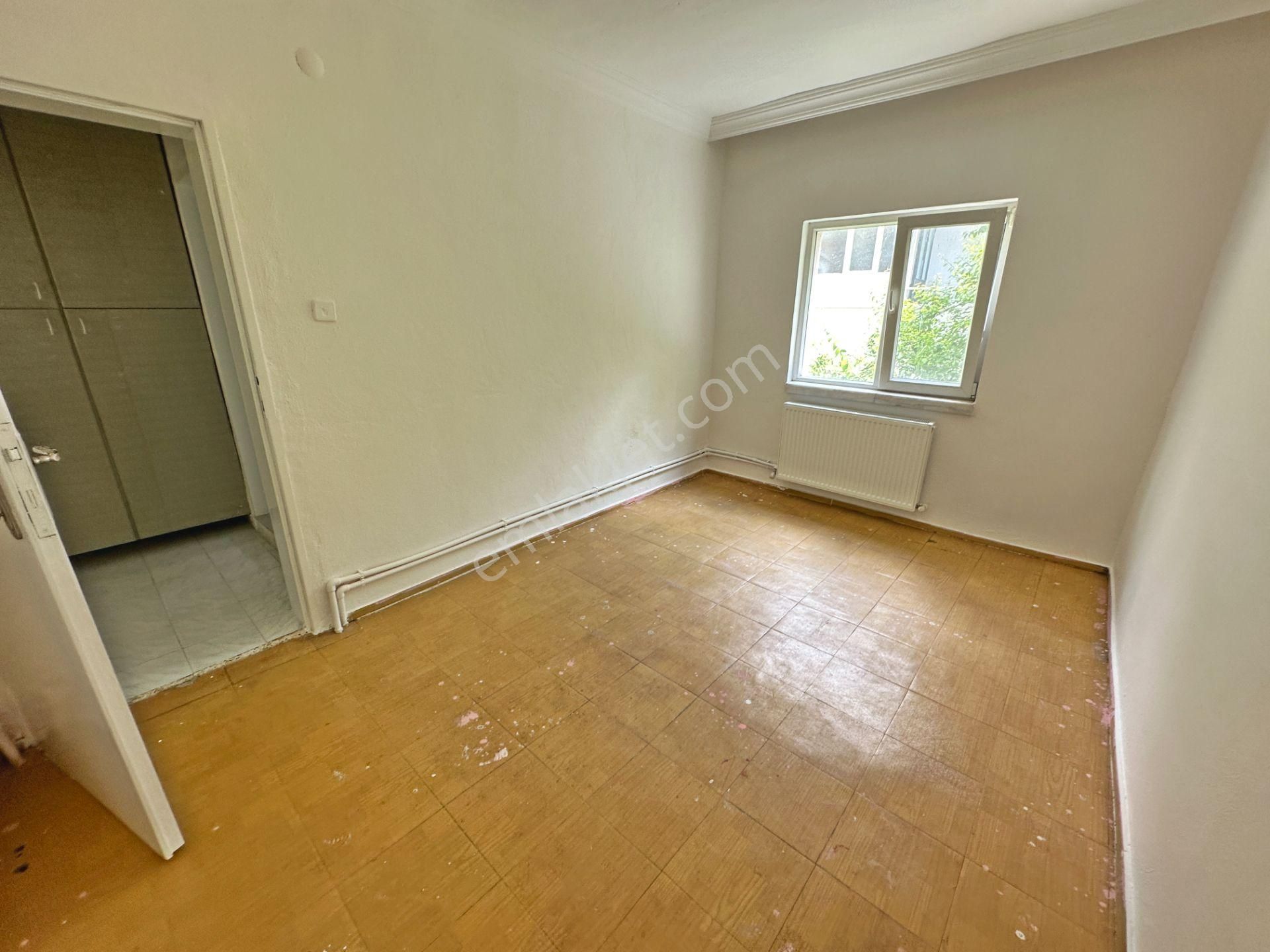 Hasanoğlan'da Muzaffer Ekşi Mahallesi İki Katlı Takasa Uygun Satılık Müstakil Ev - Görsel 32