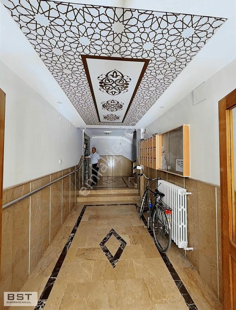 Nişantaş Mh Şefikcan Cd Girişi Kiralık 3+1 170 M2 Daire