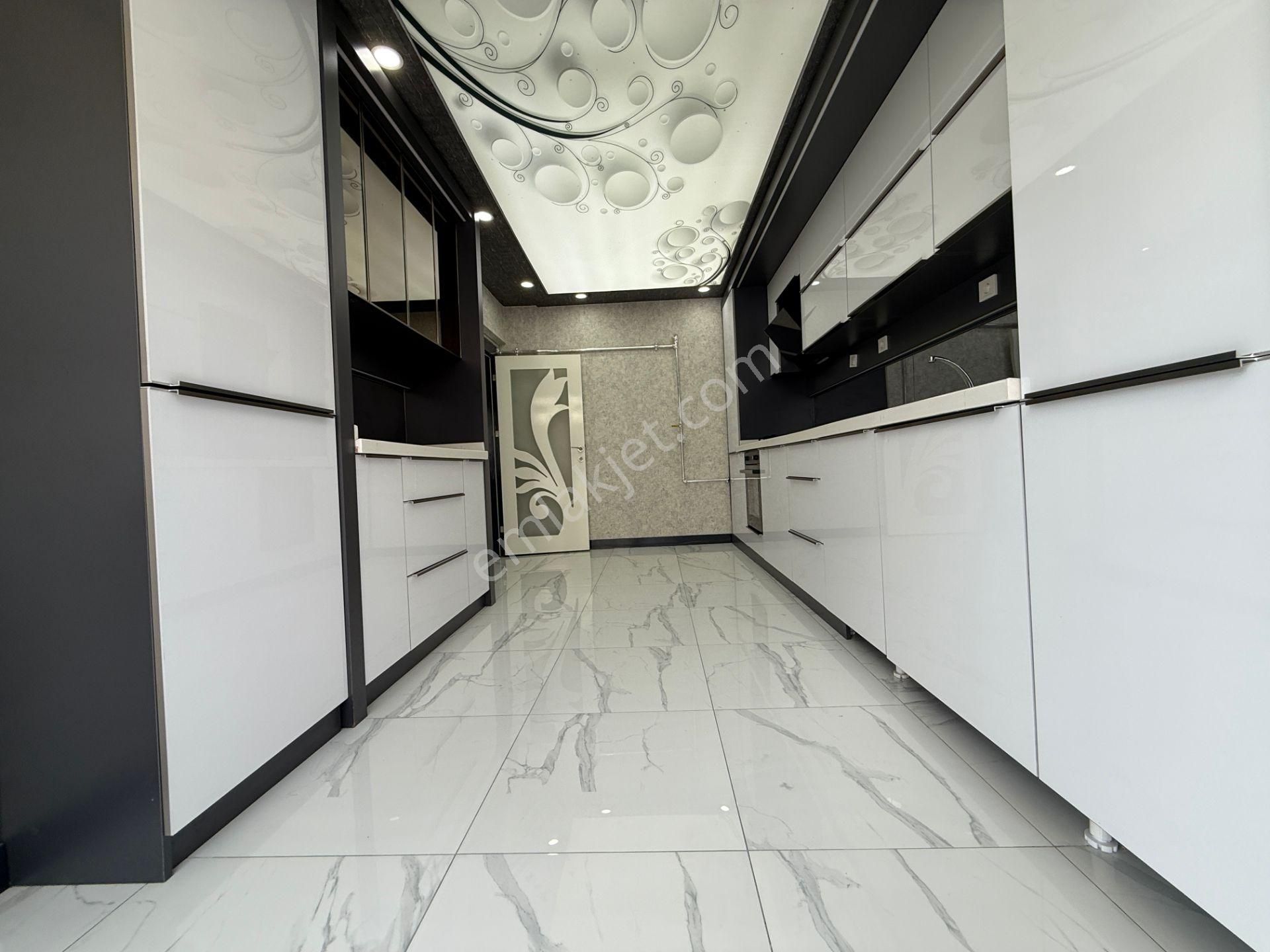 Sincan Plevne Mah 120m2 3.arakat Ful Yapılı Bosna Caddesınde 3+1