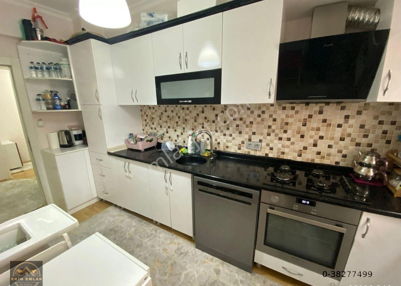 Ekin Emlak'tan Subayevleri Kuşadası Sokak'ta Satılık 2+l Yüksek Giriş Daire