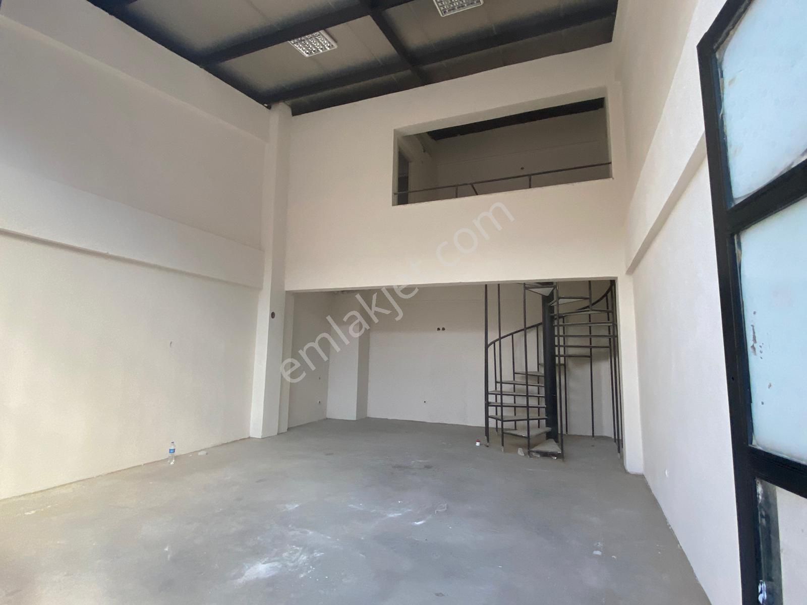 Eskidjiden Hacıeyüplü İzmir Asv. Yakını Kiralık Sanayi İşyeri !!