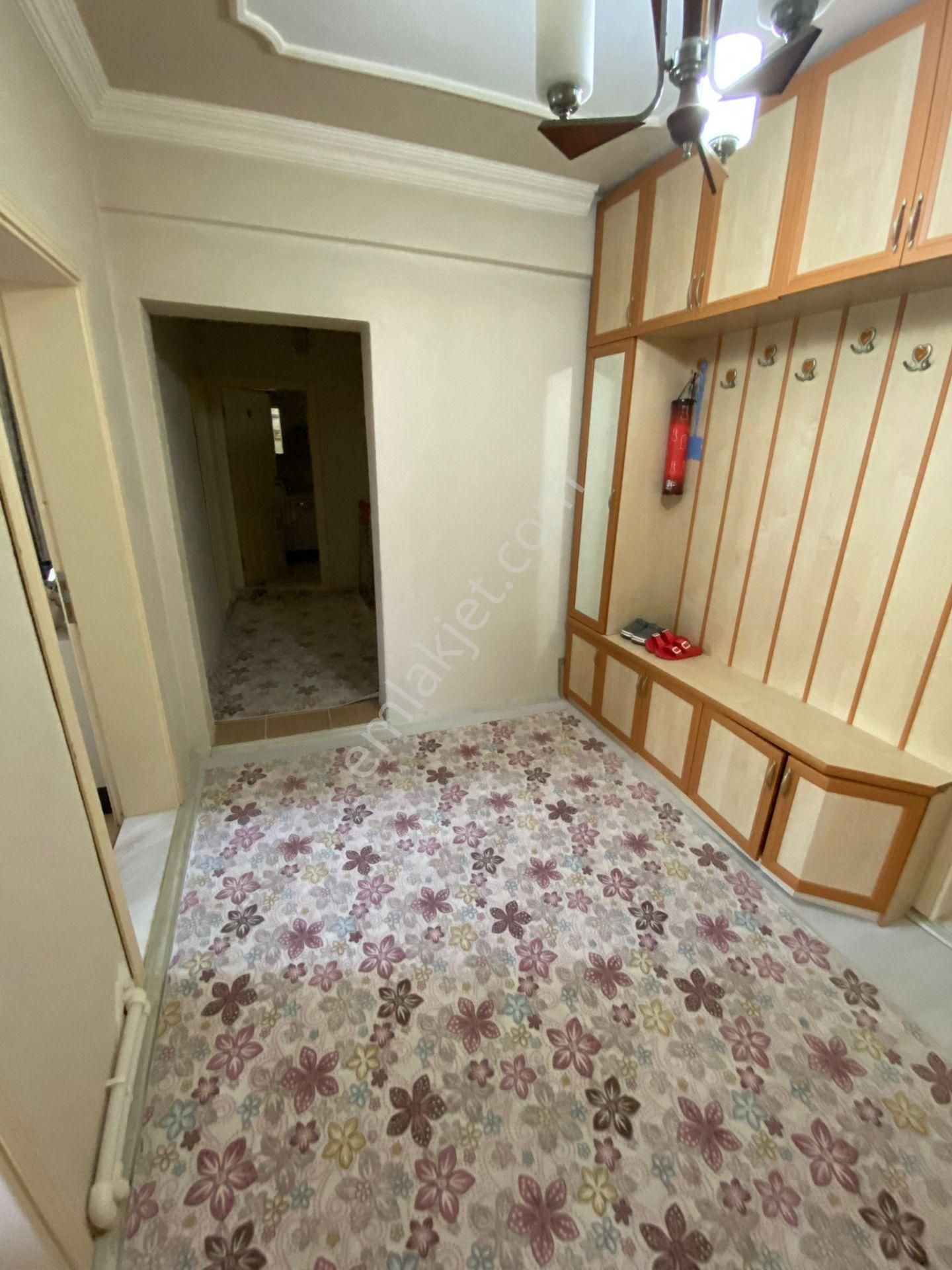 Uşak Karaağaç Mahallesi Tekn Uluyolunda 3+1 2.5 Katlı Müstakil Ev - Görsel 6