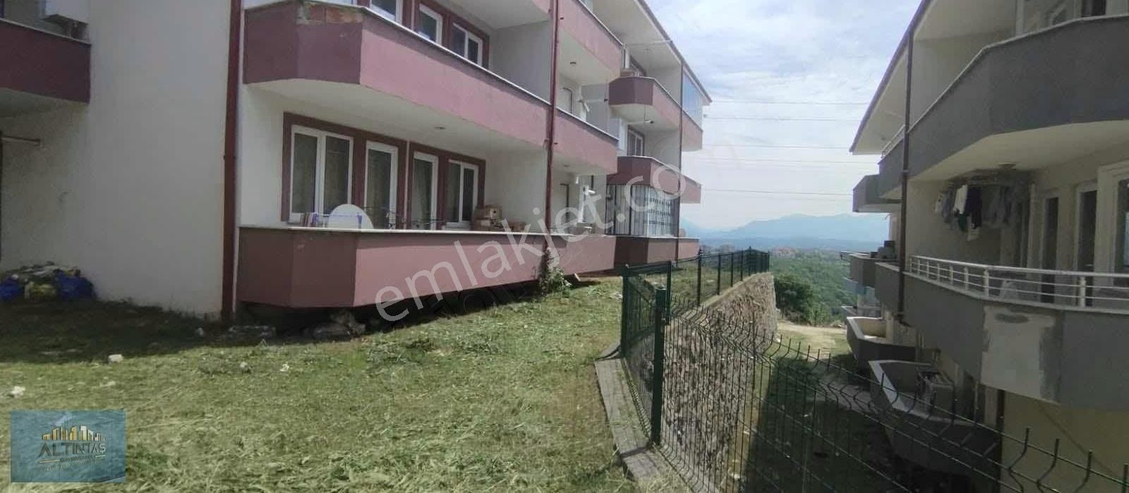 Serdivanda Satılık 2+1 Kiracılı Apart