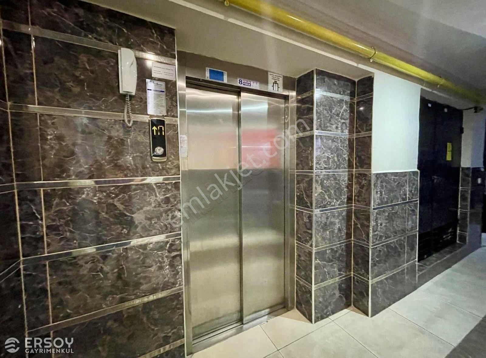 Ersoy'dan Mega Konutlarda Otoparklı Site İçi 3+1 Geniş Daire