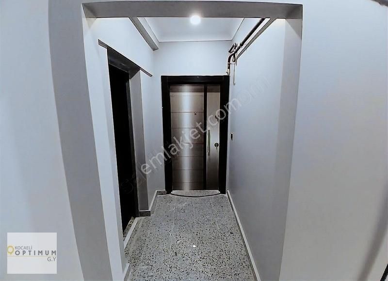 Optimum G.yden İzmit M.alipaşa Da Satılık 2+1 Daire & Ofis