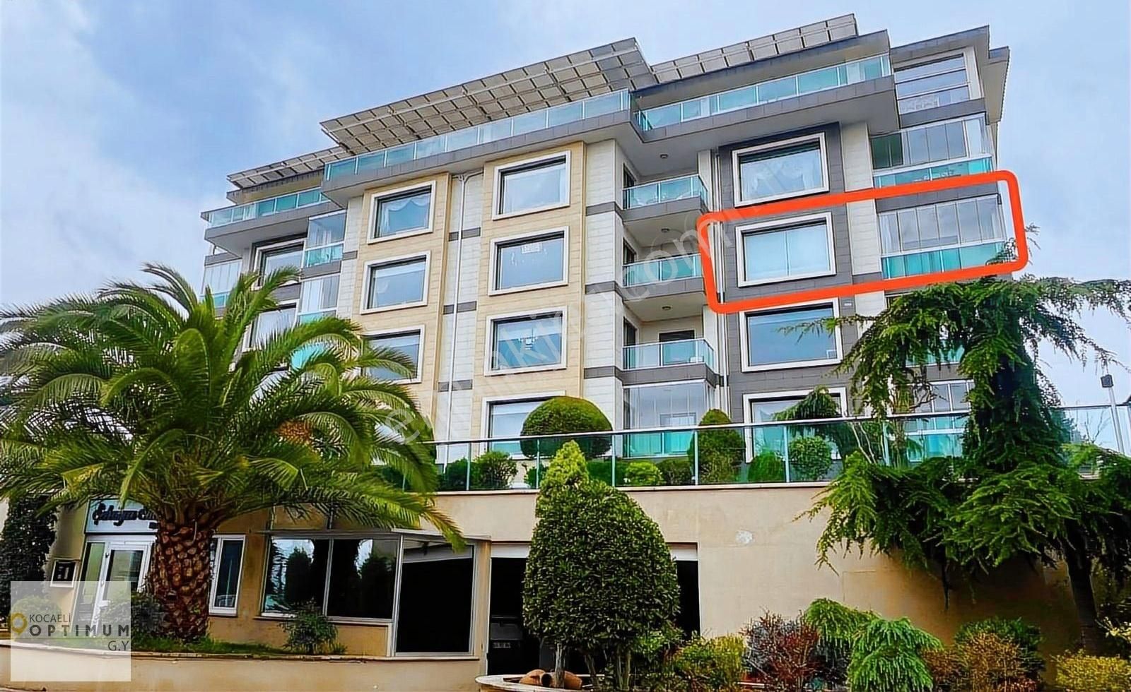 Şehriyar Sitesinde Full Deniz Manzaralı Satılık 3+1 Arakat Daire