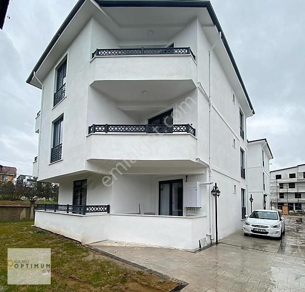 Kocaeli Başiskele Paşadağ Mah. 2+1 Düz Ferah Daire