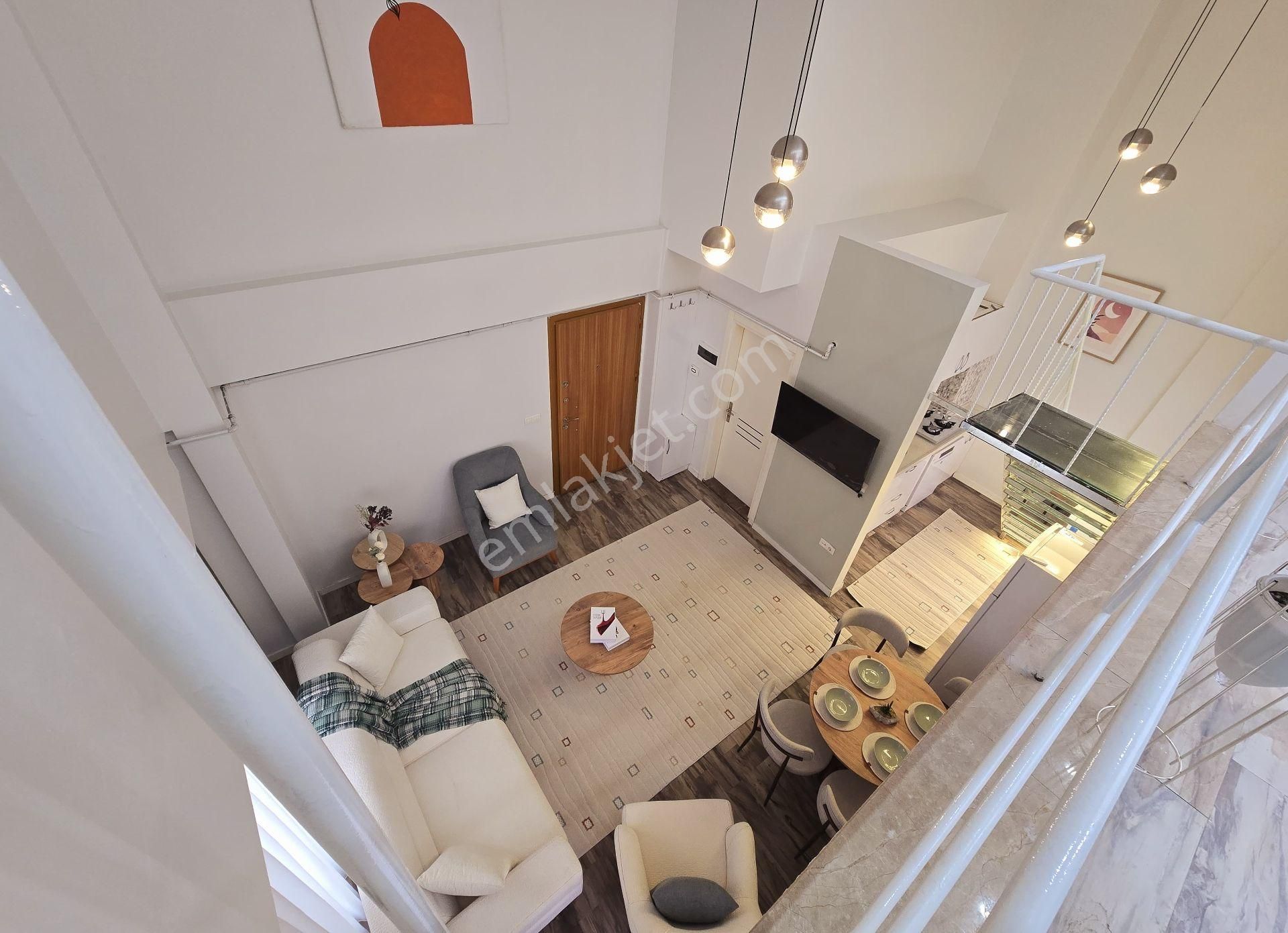 Analitik Yatırımdan İstiklalde Eşyalı Satılık Loft Apart Daire
