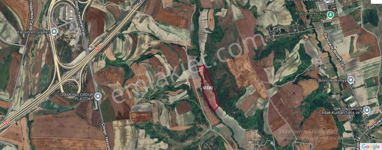 Arnavutköy Dursunköyde Satılık Arsa , 1,350 M2 Hisseli Caddeye Yakın