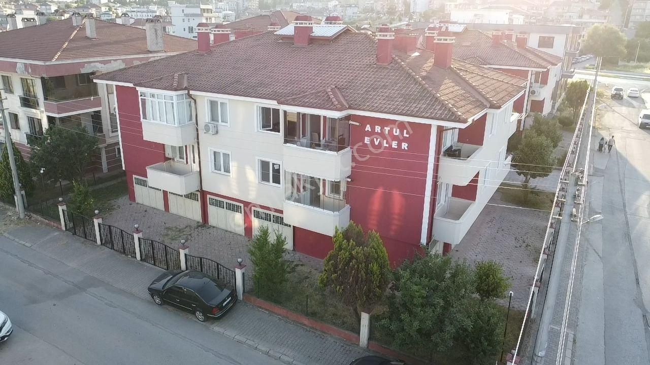 Wisrem'den Erenler Mah. Site İçersinde Geniş 2+1 Kapalı Garajlı
