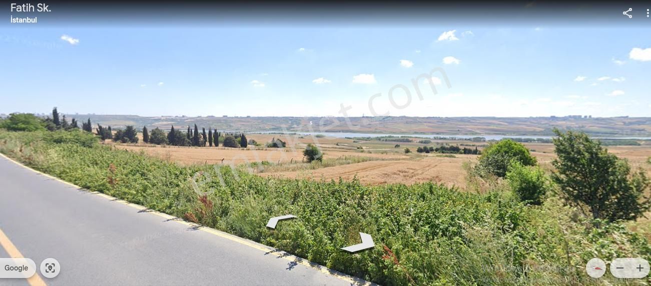 Arnavutköy Çilingirde Satılık Arsa , 185 M2 Müstakil Yolu Var İmarlı