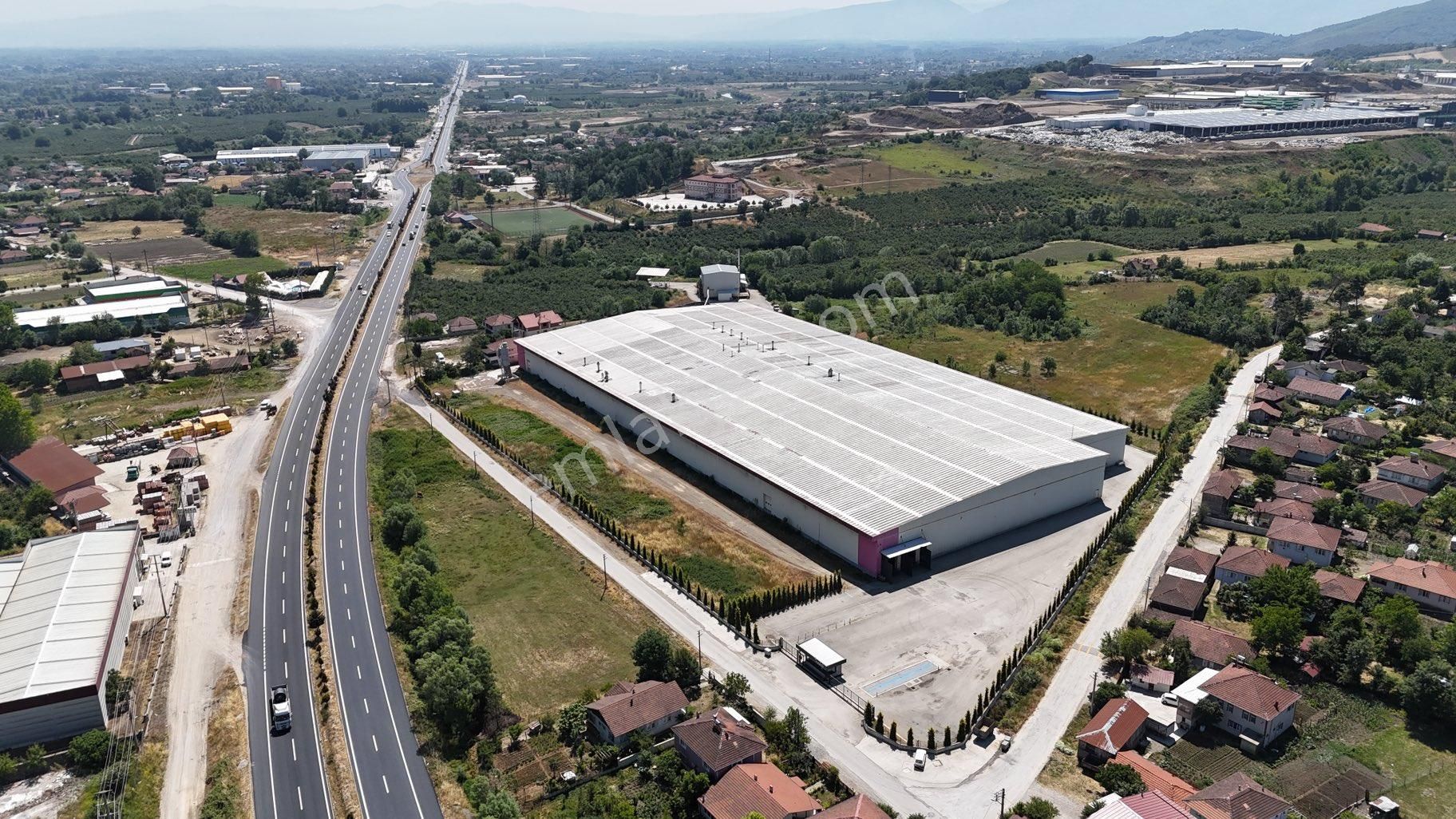 Remax Mavi'den Düzce'de 20.000 M2 Tam Teçhizatlı Satılık Fabrika