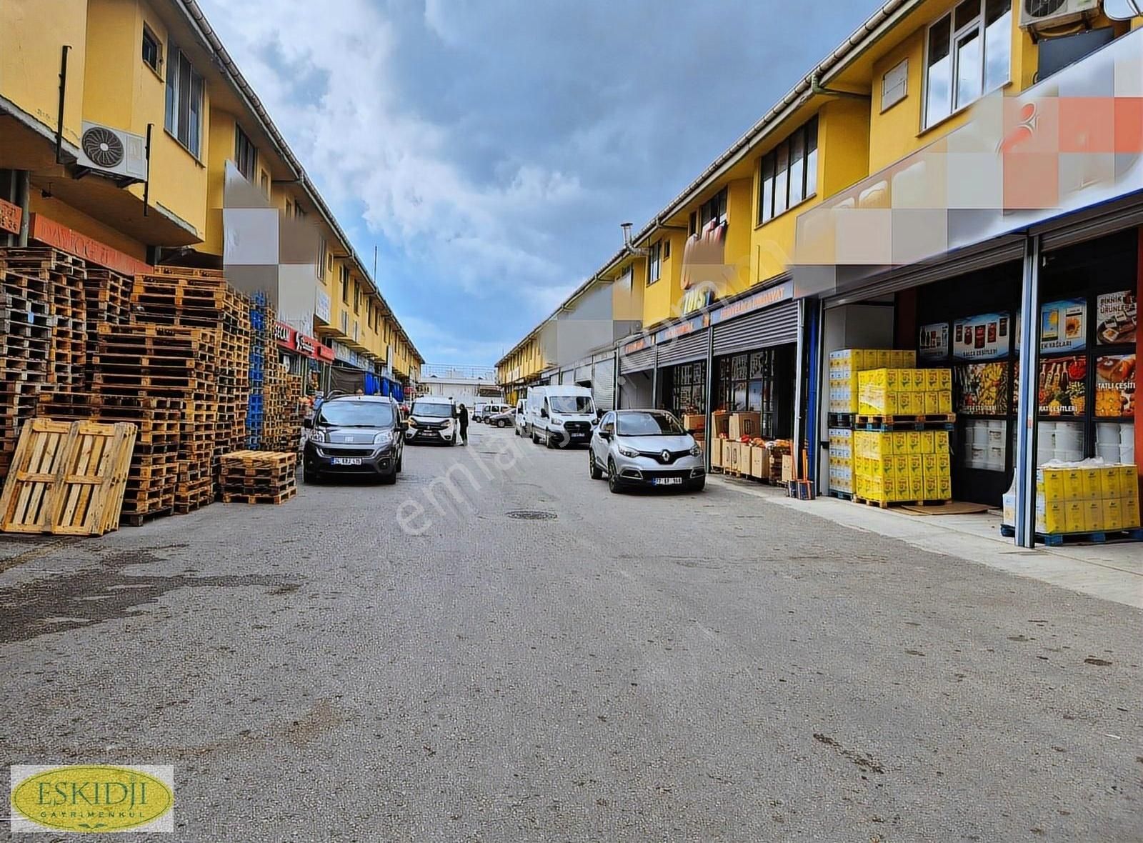 Eskidji İzmit Kotko Toptancılar Sitesi Satılık Bitişik Dükkanlar