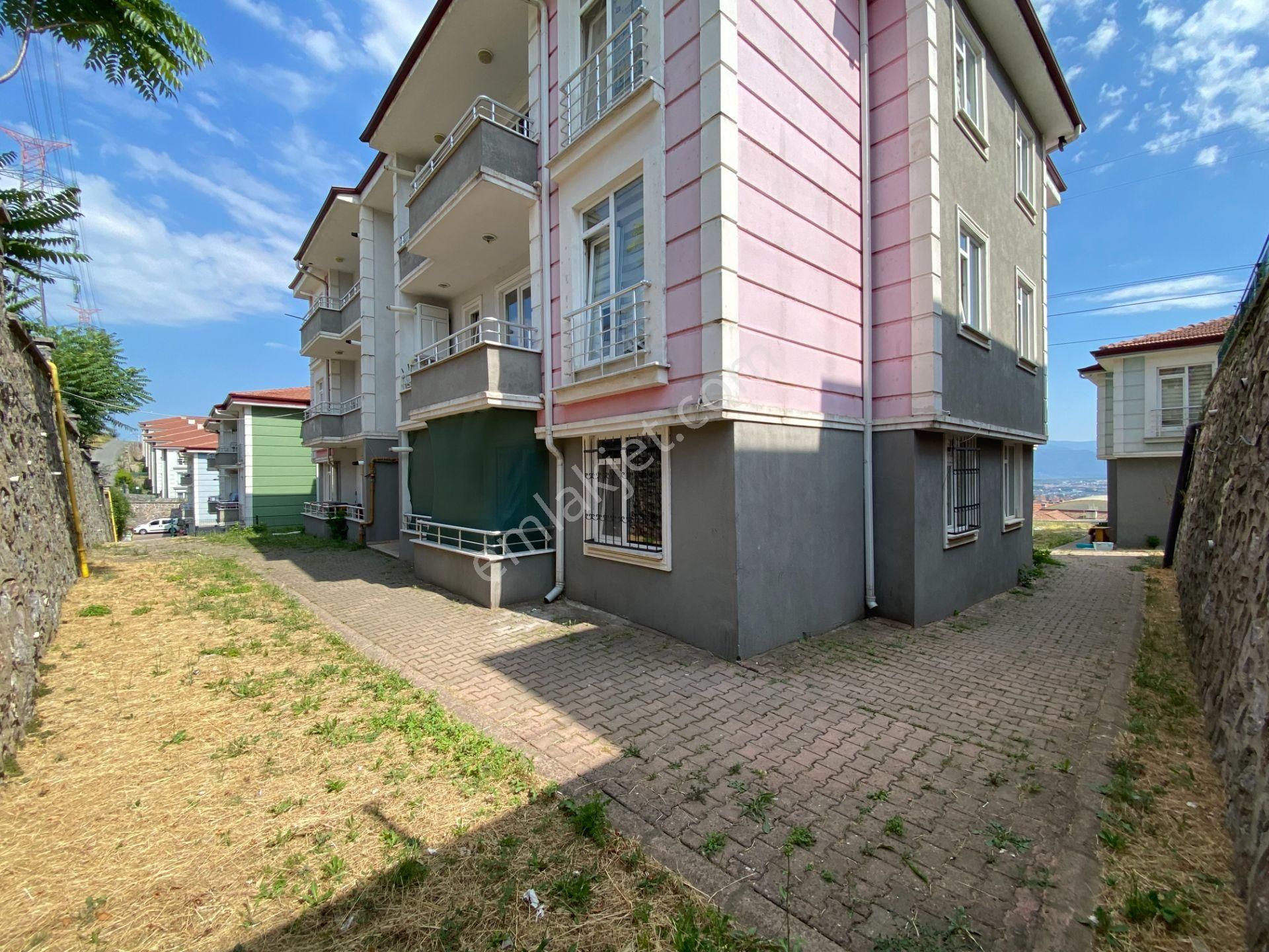 Serdivan-sakarya Üniversitesi Yakını -2+1- Eşyalı -kiralık Daire