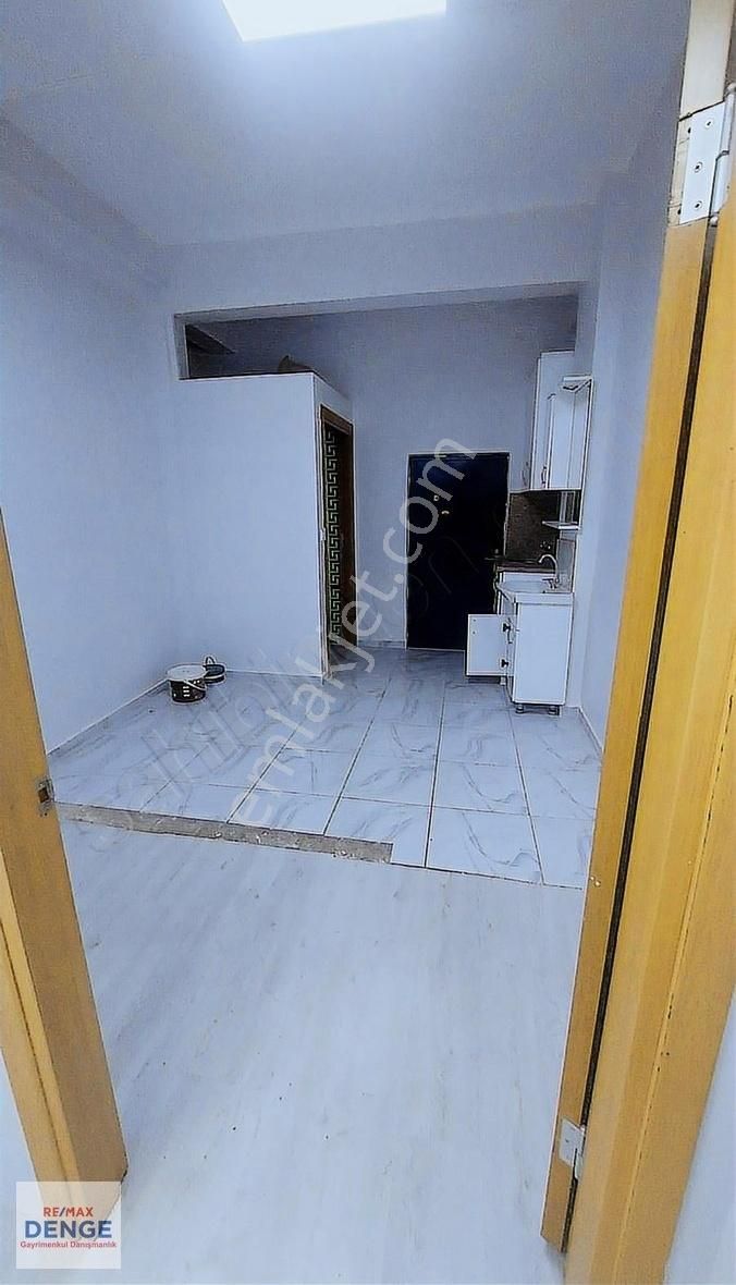 Sulltangazi 1.cebeci Cad 2508 Sokak Kiralık Dükkan