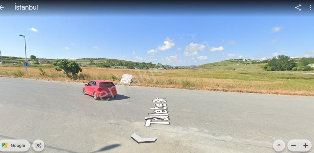 Arnavutköy Çilingirde Satılık Arsa , 177 M2 Merkezde Hisseli Yolu Var