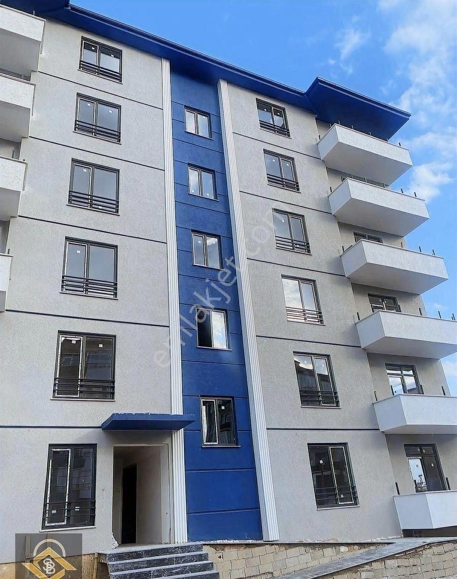 Karatay Hasan Dede Mescıt Mahallesı'nde Satılık 3 +1 Daıre