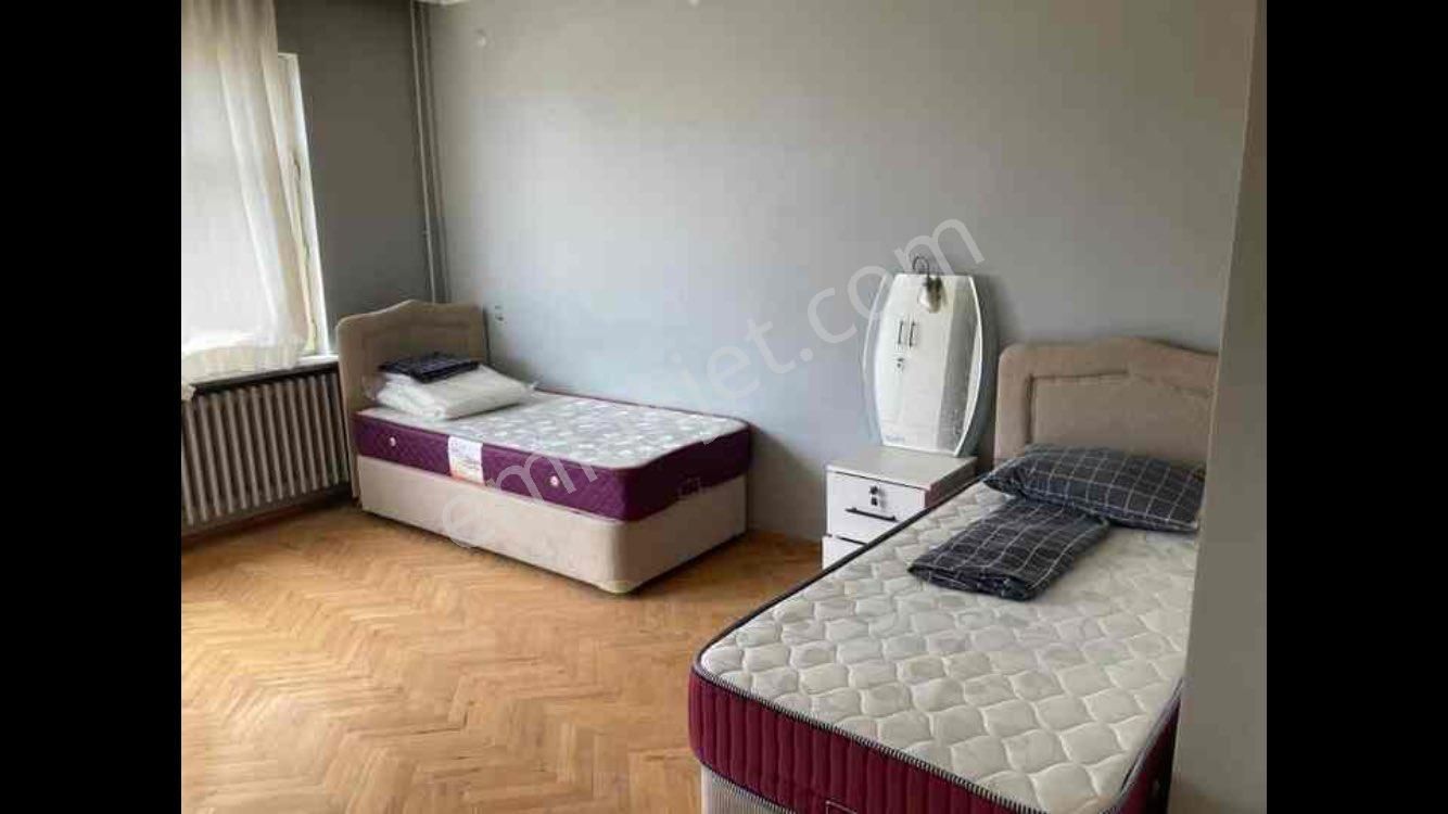 Aydinlikevler Kiralik Odalar Kadinlar İcin