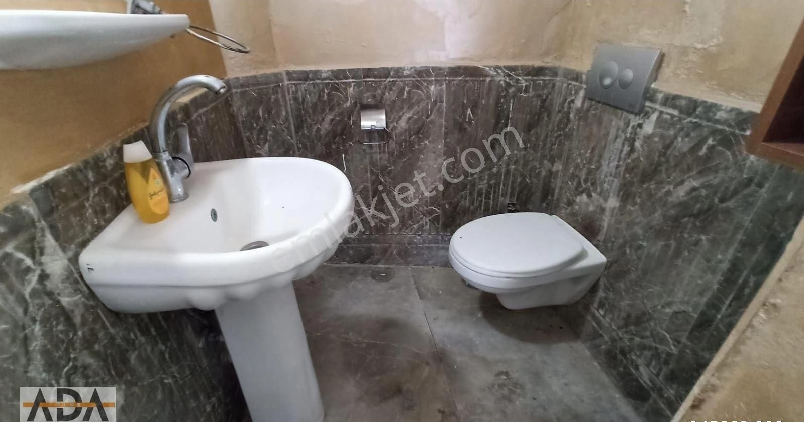 Kuşadası Camiatik Mahallesinde Müstakil Rum Mimarisine Uygun 7 Odalı Bina - Görsel 35