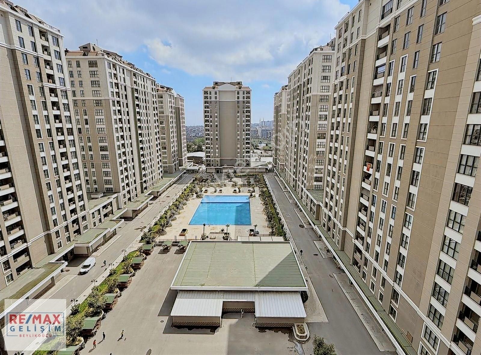 Kameroğlu Metrohome Satılık Havuz Cephe 3+1 H Tipi Sıfır Daire