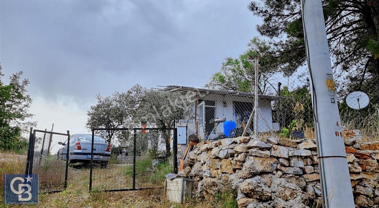 Yerkesik Mah Bağ Evi Ve Arsası