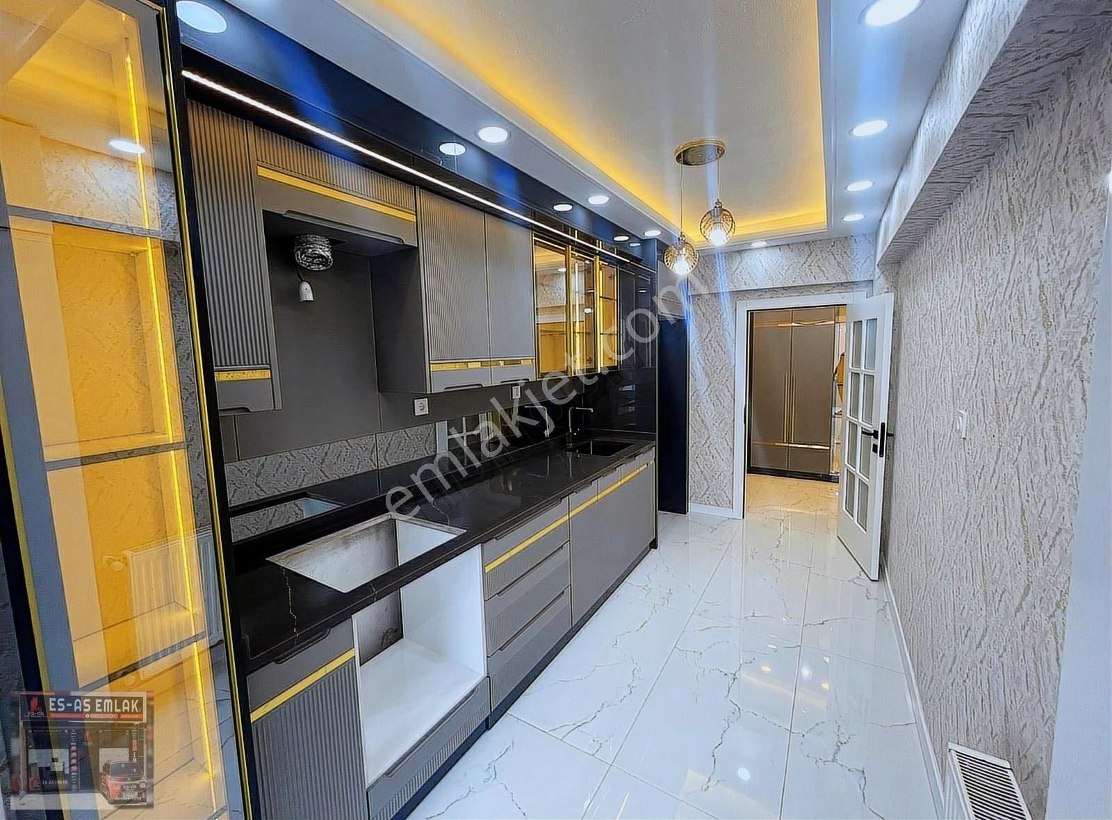 Es-astan Ertuğrulgazi Mh 3+1 Bağımsız Full Yapılı Daire