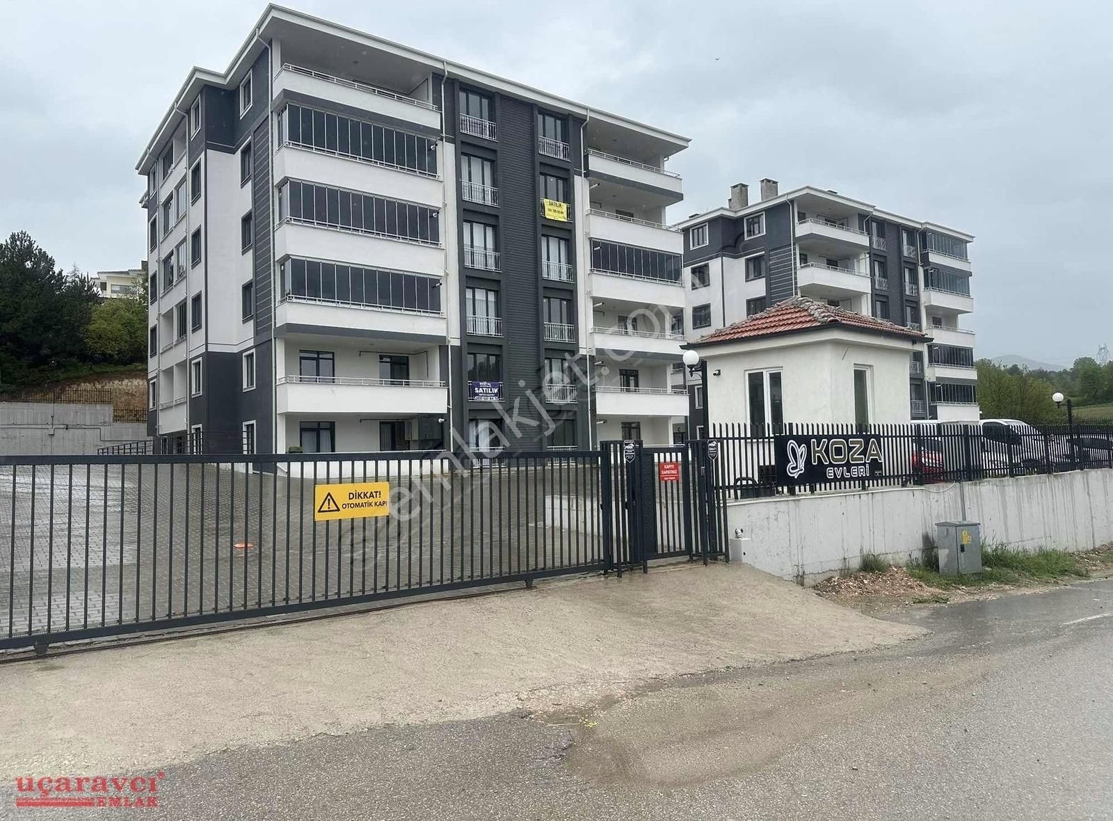 Uçaravcı'dan Yenice Koza Evlerinde Satılık 3+1 Daire