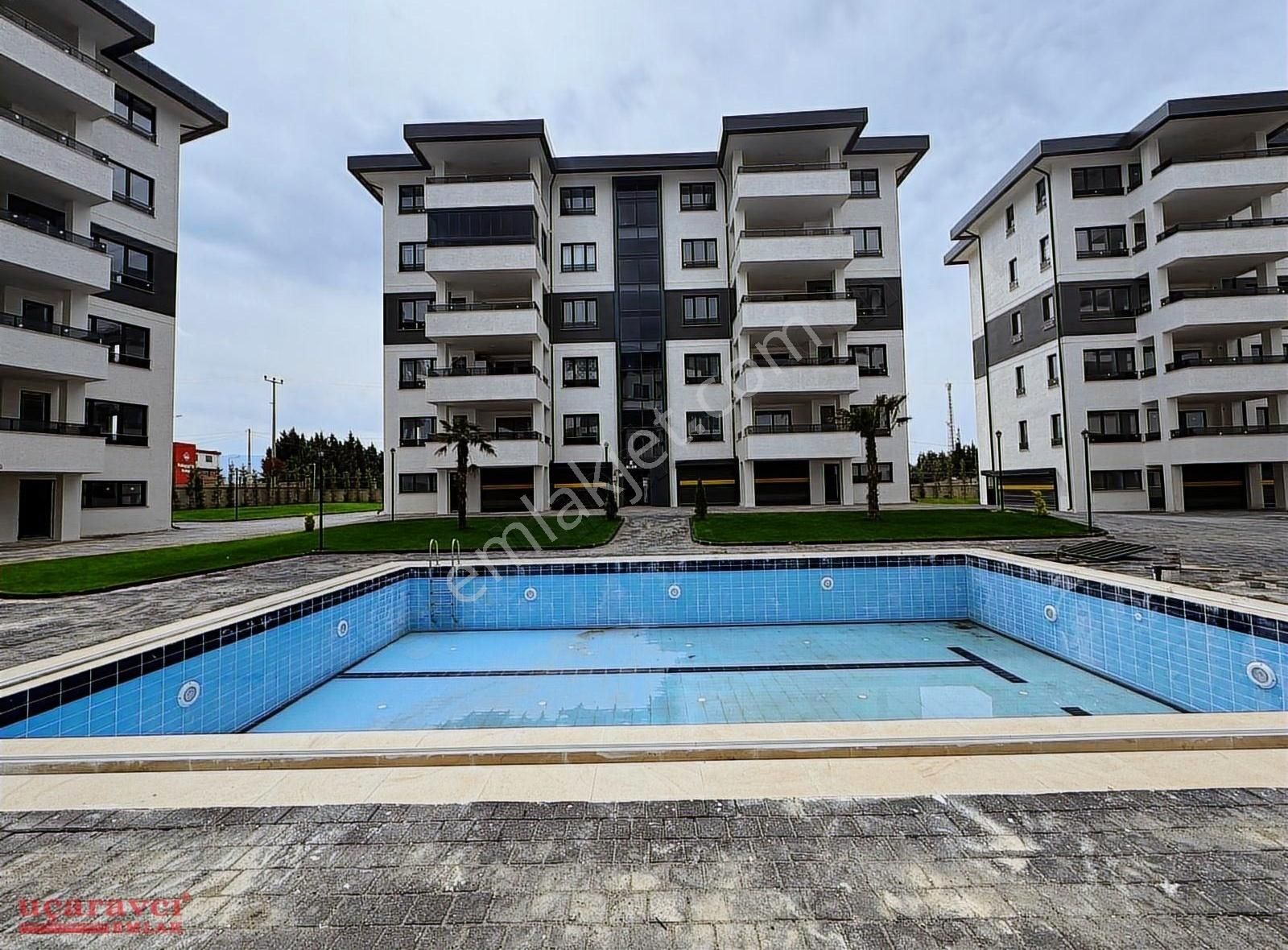 Uçaravcı'dan Harunbey Konaklarında 140m² Satılık 3+1 Daire