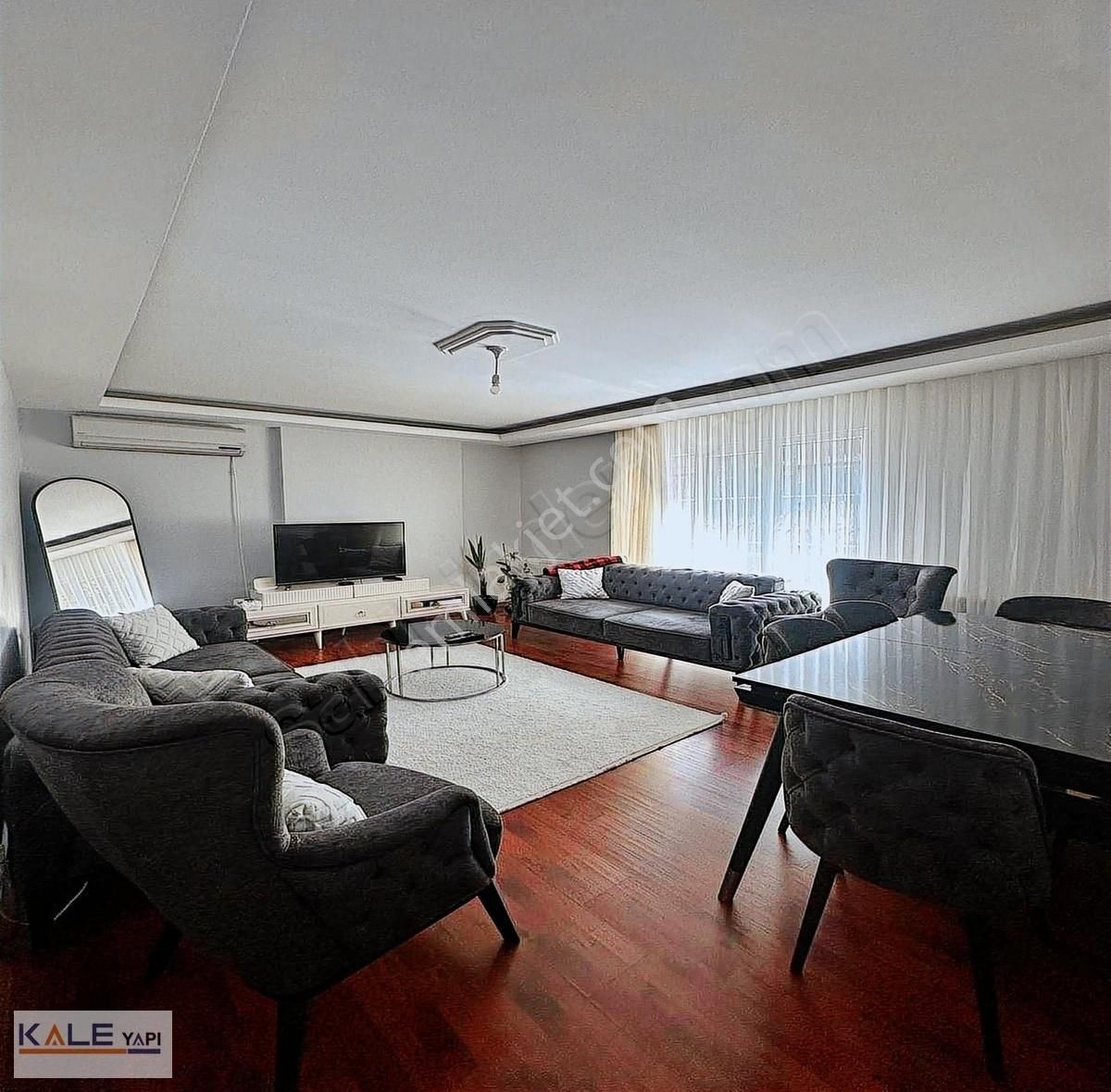 Metrobuse 2dk Mesafe Güvenlikli Otoparklı 2+1 Kiralık Daire