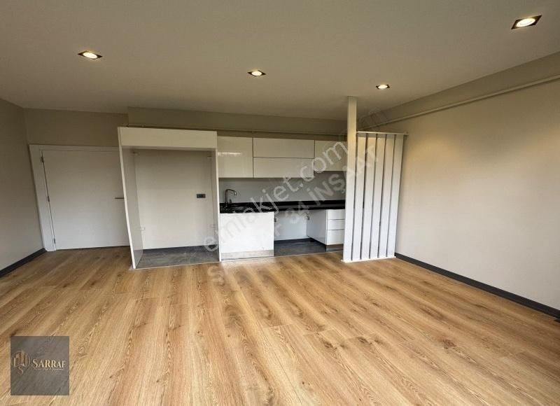 Özel Tasarım Daire Butik Site Metrobüse 10 Dk Videolu - Görsel 22