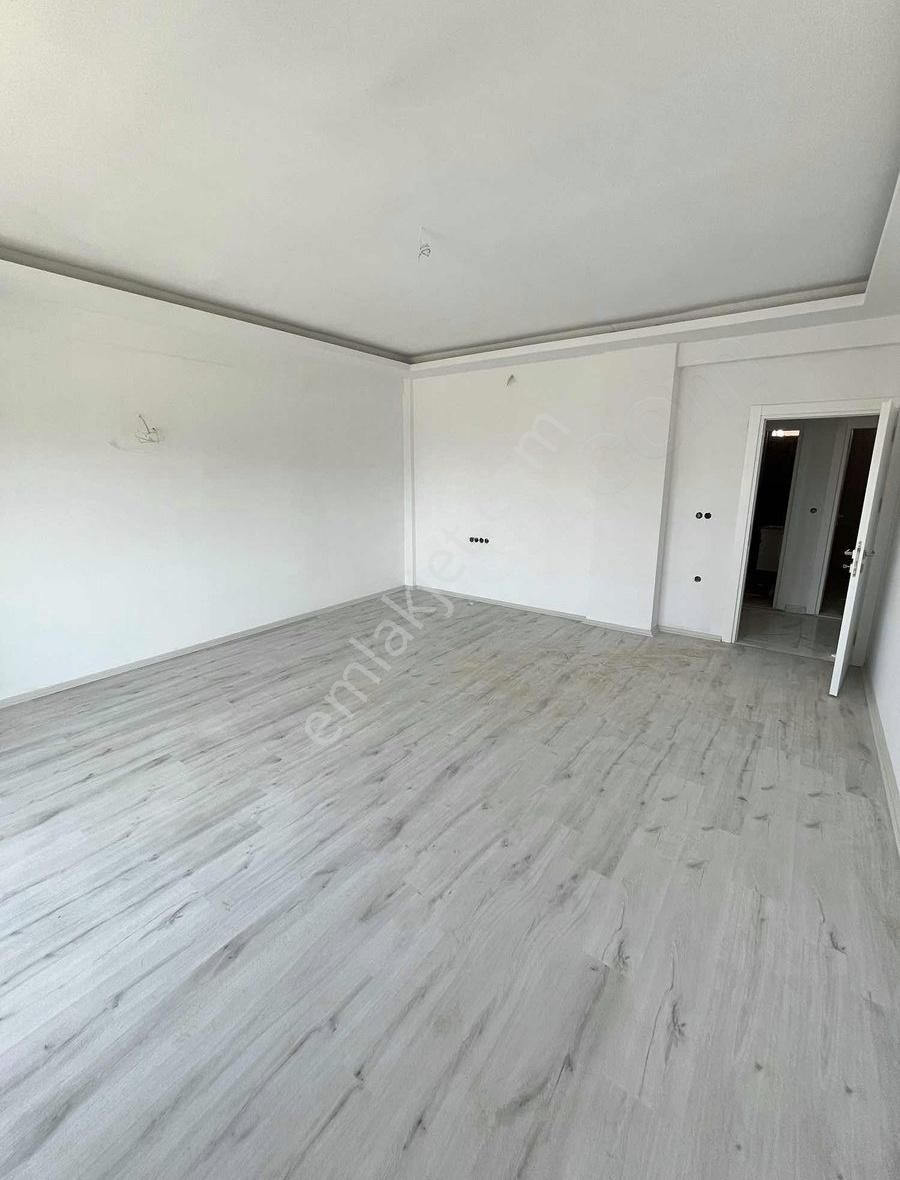 Serik Jandarma Civarı 2+1, Geniş, Ayrı Mutfaklı Satılık Daire
