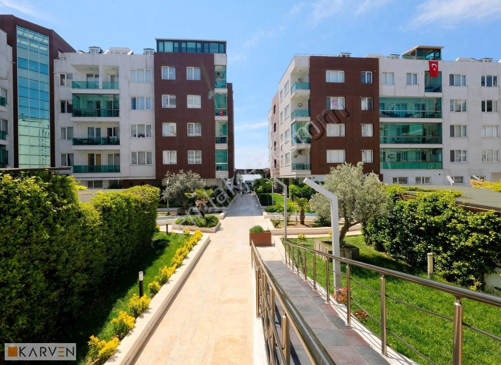 Beylikdüzü Ahenk İstanbul'da Boş 1+1 Arakat Daire
