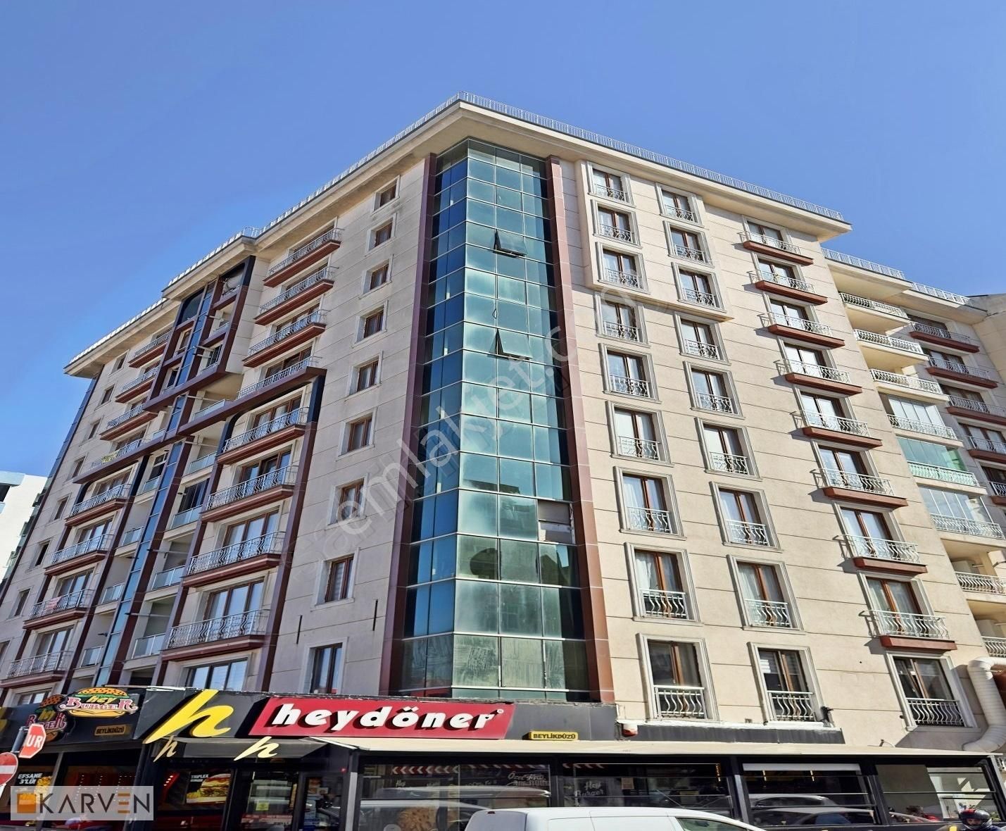 Geniş Ve Ferah Mimarisiyle Şehrin Göbeğinde Bir Yaşam