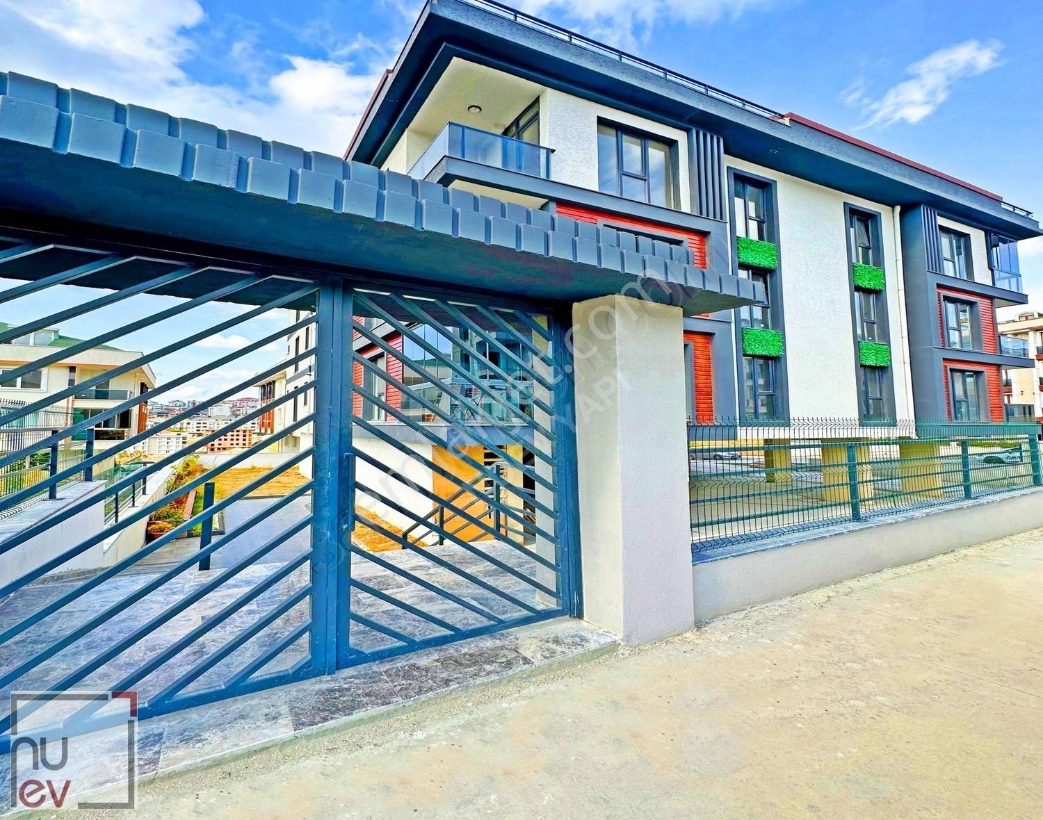 Marinaya Yakın Kısa Katlı Butik Konsept 3+2 Dubleks Daire-nuev