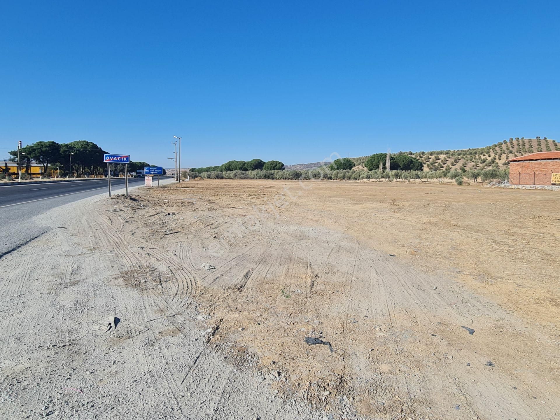 İzmir Bergamada Çanakkale Yoluna 174 Mt Cepheli 7298m2 Arazi