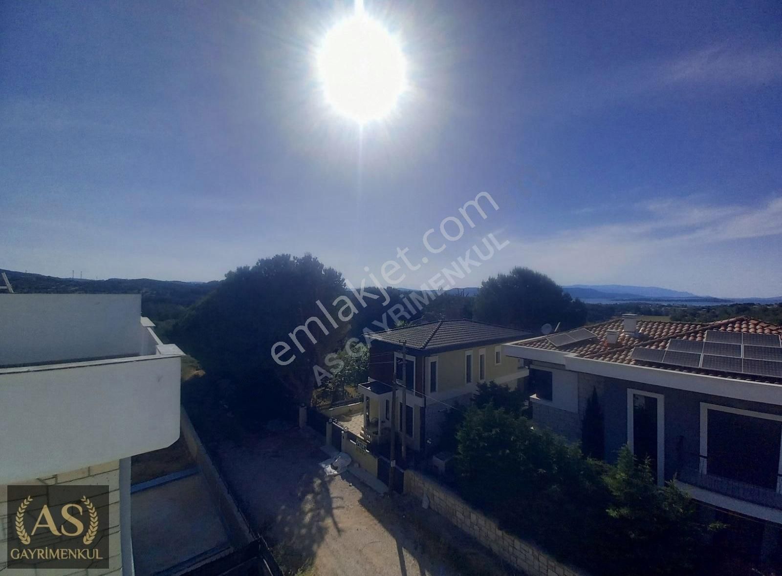 As Gyd.urla Kalabak'ta Geniş Bahçe Alanı Bulunan 4+1 Sıfır Villa - Görsel 6