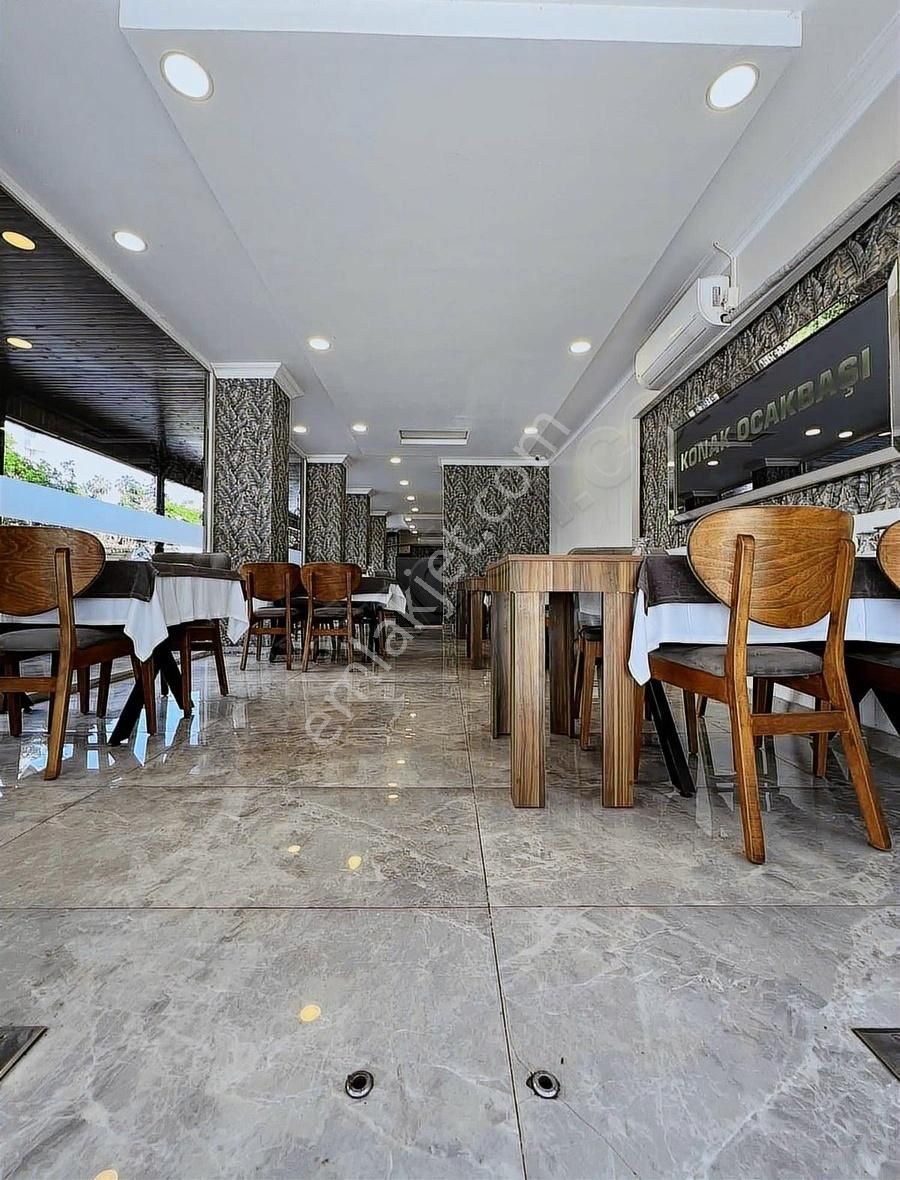 Kazım Büfe Civarı*devren Kiralık*restaurant*175m2*yapılı Kaçmaz