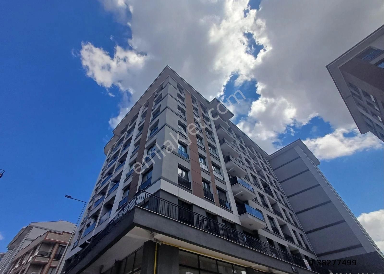 Zeytinburnu Telsiz Tokikonutlarında 2+1 Asansörlü Satılık Daire Osmanlı Emlak