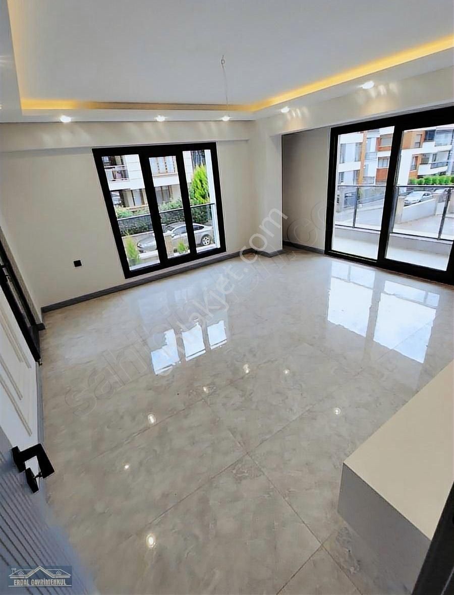 Selçukbey Mah. Sıfır Ebeveyn Banyolu Geniş Oturumlu 3,5+1 Daire - Görsel 14