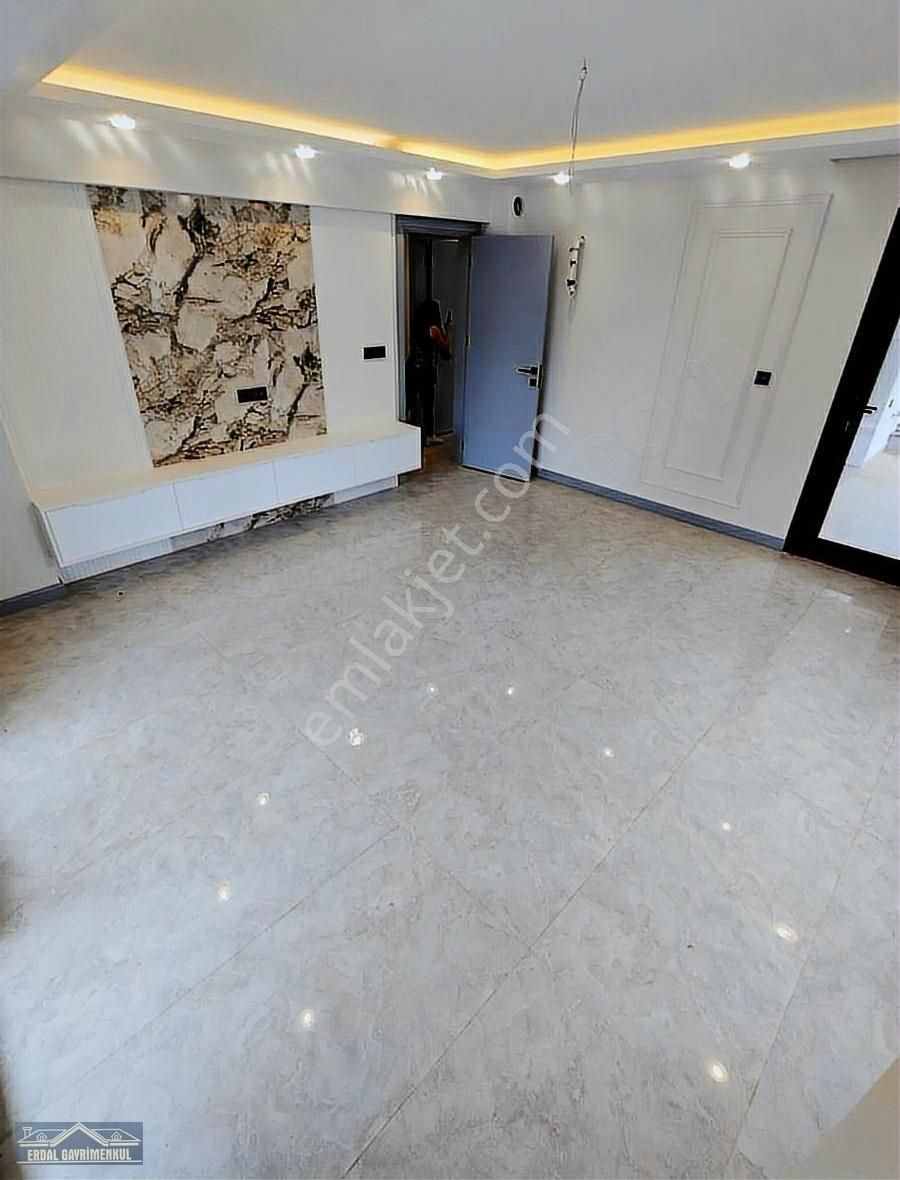 Selçukbey Mah. Sıfır Ebeveyn Banyolu Geniş Oturumlu 3,5+1 Daire - Görsel 21