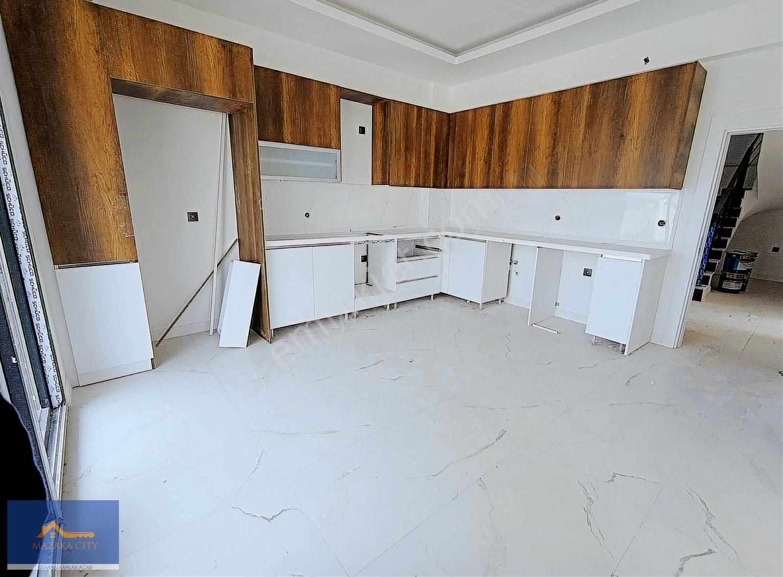 Erenköy'de Kupon 4+1 Dublex Satılık Villa - Görsel 18