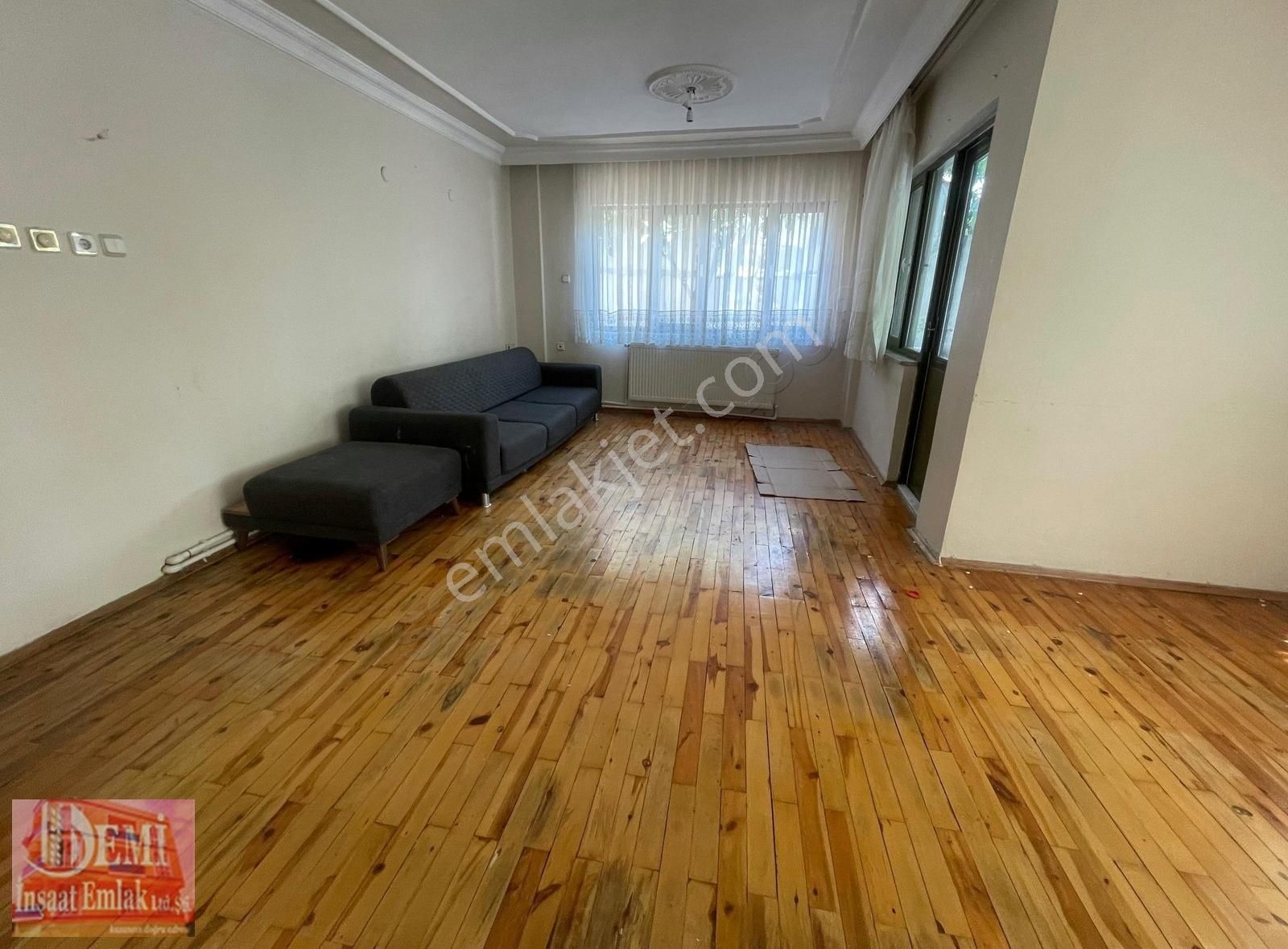 Cumhuriyet Mahallesinde 3+1 Müstakil Bahçeli Kiralık Daire