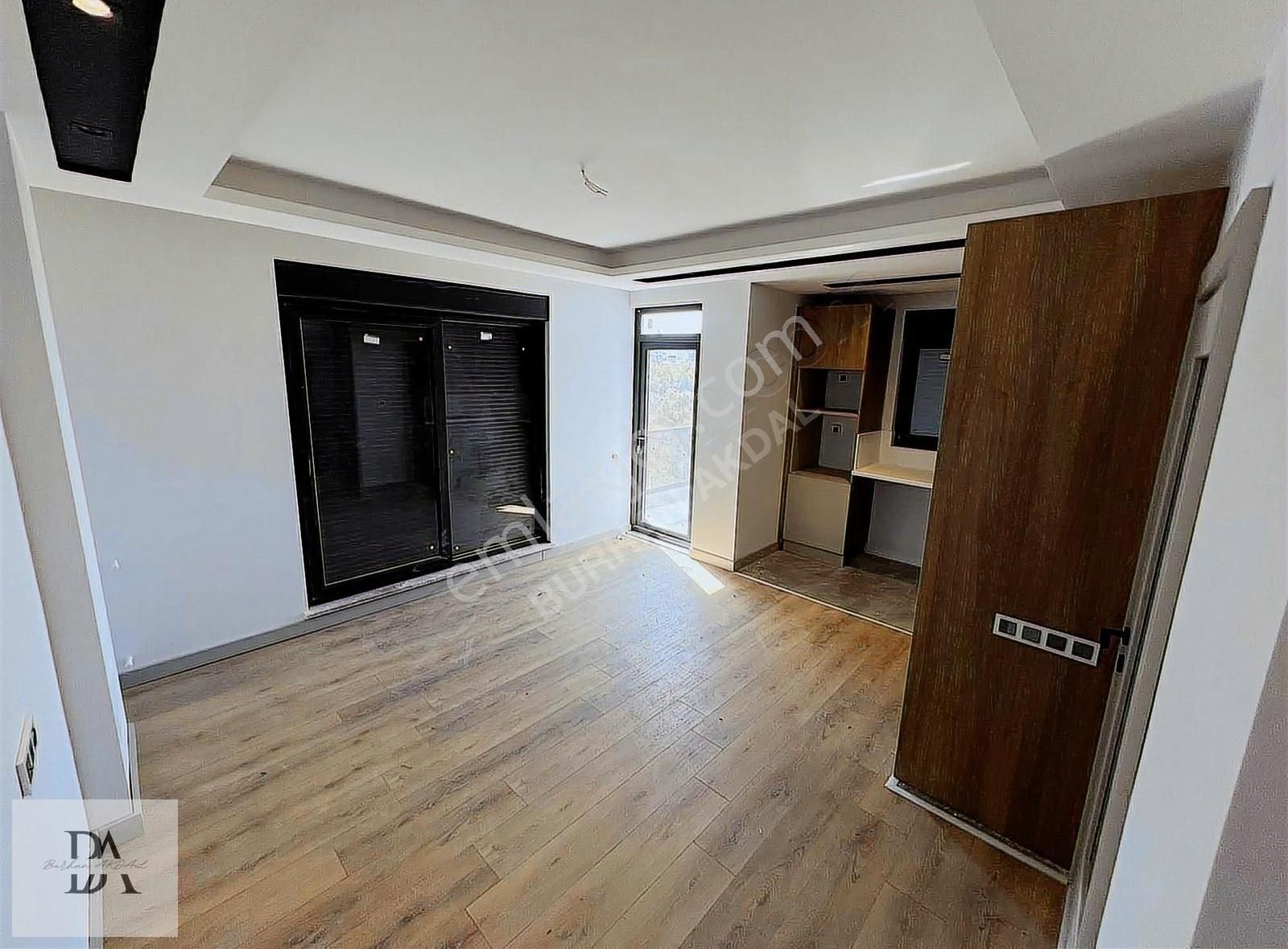 Katta Asansörlü 1+1 Lüks Yapım Balkonlu Havuzlu Emsalsiz Yapım - Görsel 12